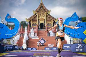 BIB: 229
                            <button type="button" onclick="openModal(22699892)" class="btn btn-primary btn-sm float-right btn-popup" data-toggle="modal" data-target=".modal-high-quality">
                        <i class="fas fa-shopping-cart"></i> Add to Cart
                    </button>
                                            <button type="button" onclick="isThisMe(22699892, true)" class="btn btn-success btn-sm float-right btn-popup btn-isme hidden" data-toggle="tooltip" data-placement="bottom" title="นี่คือรูปของคุณใช่ไหม คลิกที่นี่เพื่อเอาเข้าอัลบั้ม">
                        <i class="fas fa-plus"></i> Add to album
                    </button>
                    <button type="button" onclick="isThisMe(22699892, false)" class="btn btn-warning btn-sm float-right btn-popup btn-isnotme hidden">
                        <i class="fas fa-ban"></i> Remove from album
                    </button>